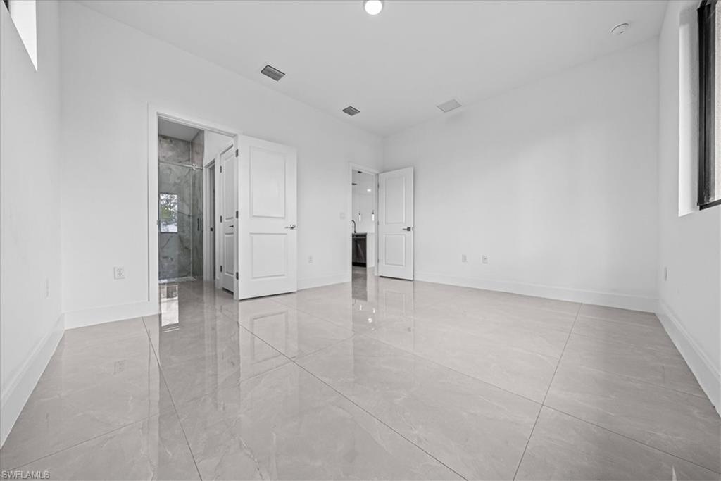 3001 Unice AVE S photo 18