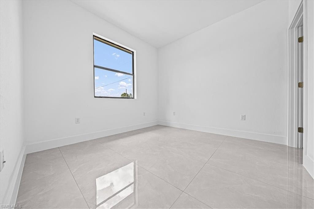 3001 Unice AVE S photo 15