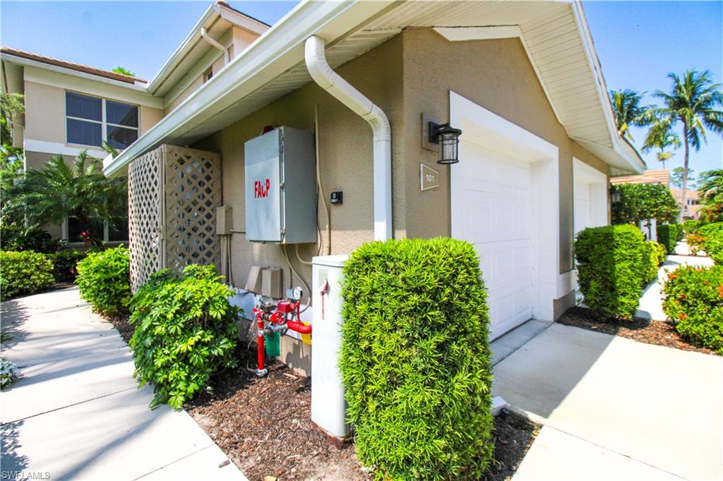 817 Carrick Bend CIR 101 photo 7
