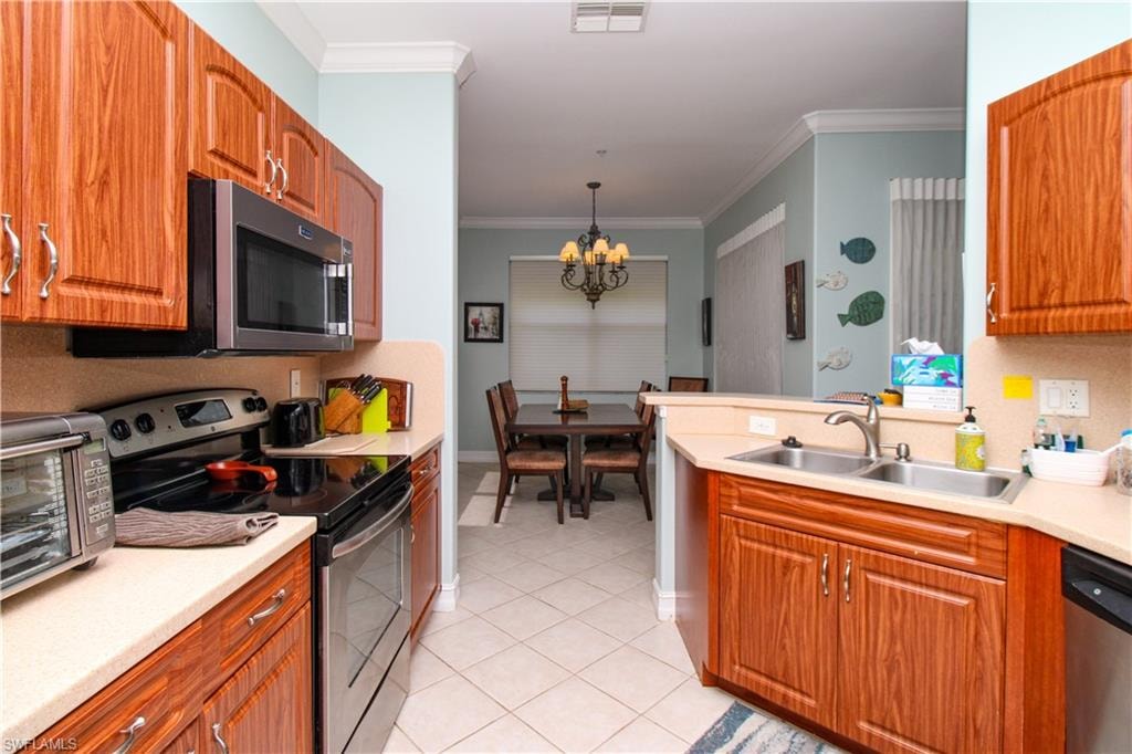 817 Carrick Bend CIR 101