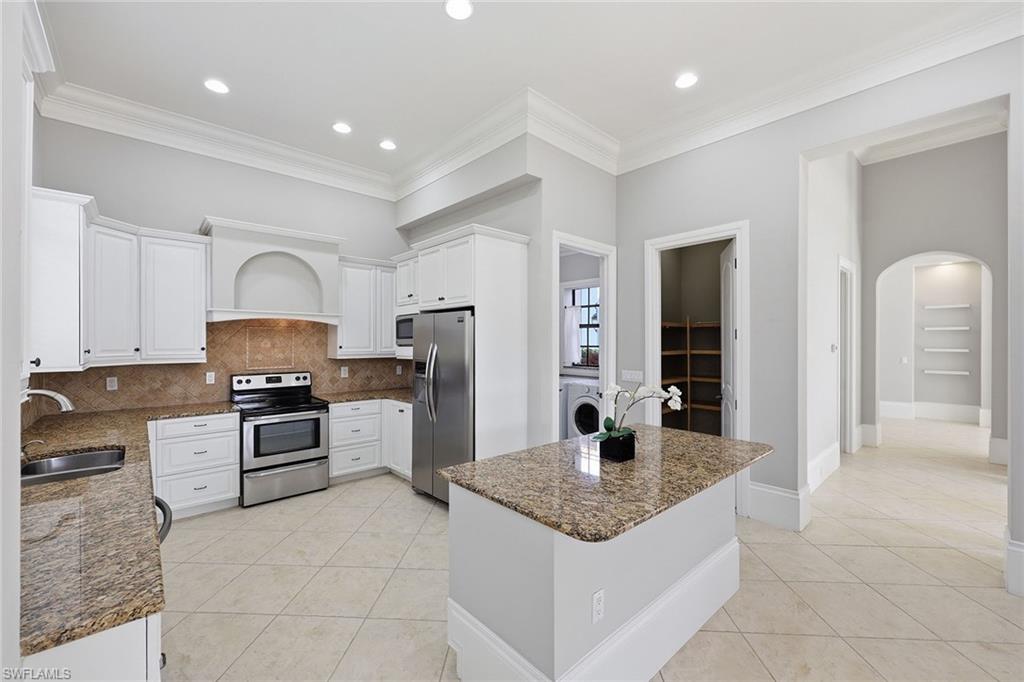 21701 Arenga LN photo 26