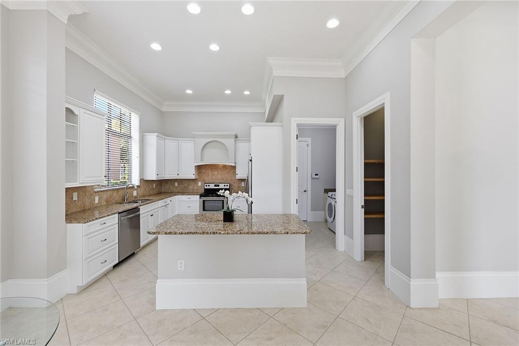 21701 Arenga LN photo 24