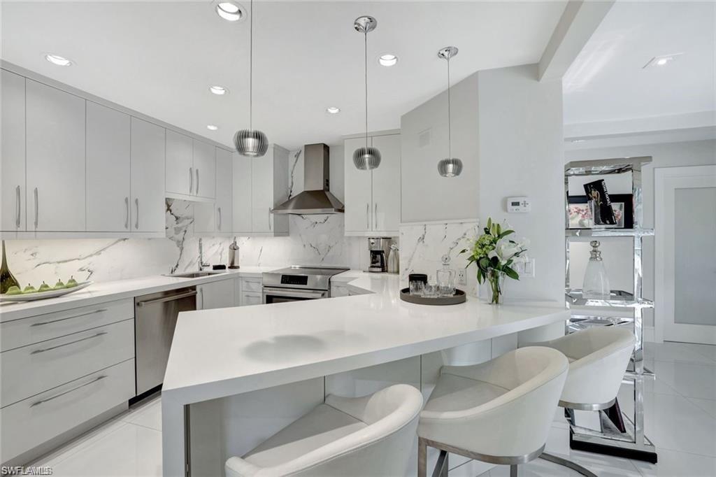 231 3rd AVE S 231