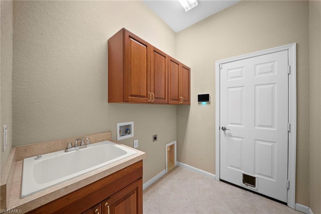 7914 Founders CIR photo 7