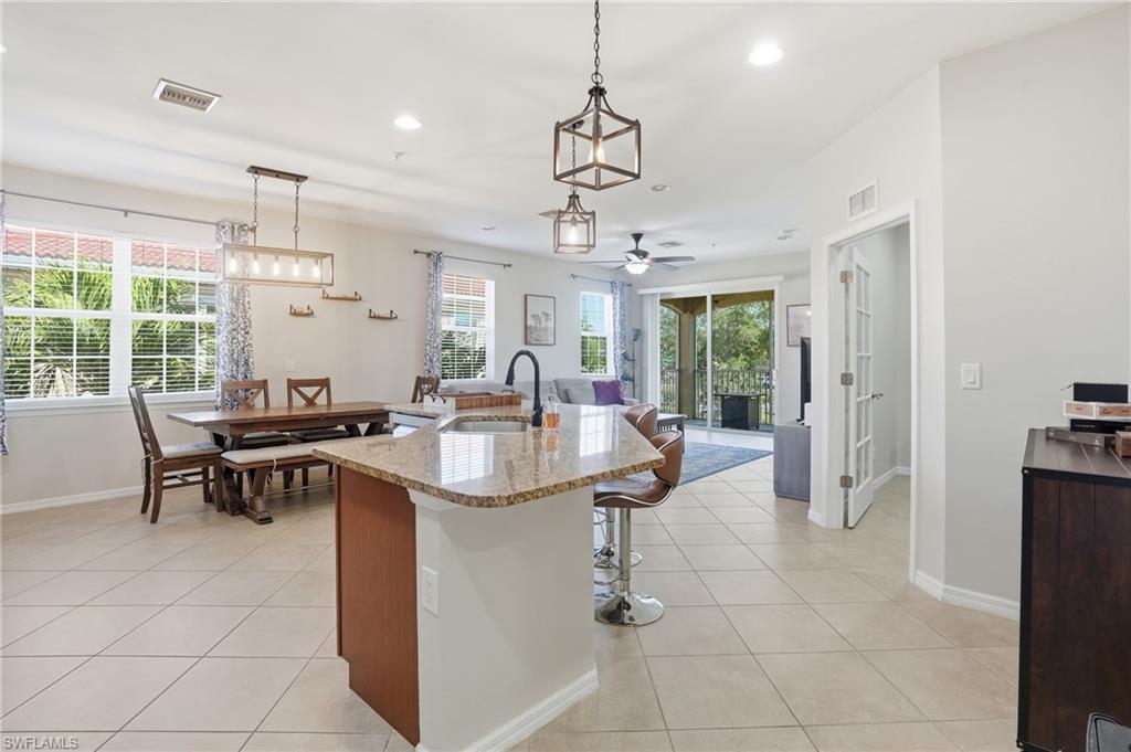 8515 Oakshade CIR 201 photo 16