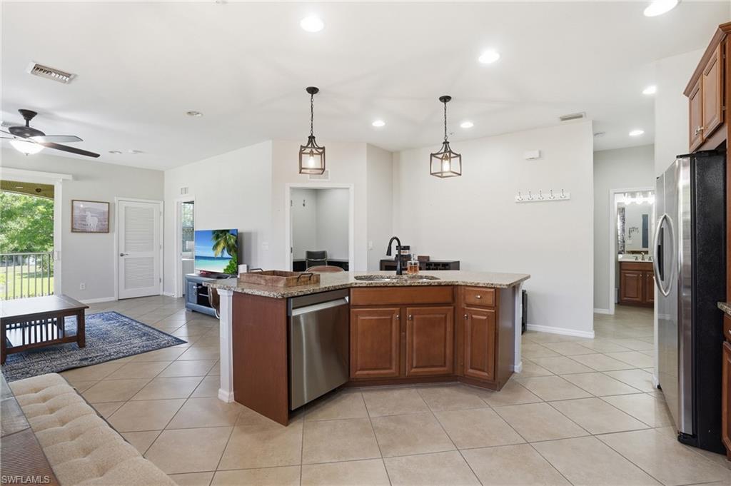 8515 Oakshade CIR 201 photo 12