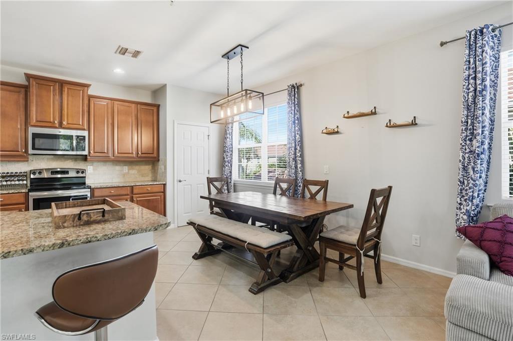 8515 Oakshade CIR 201 photo 10