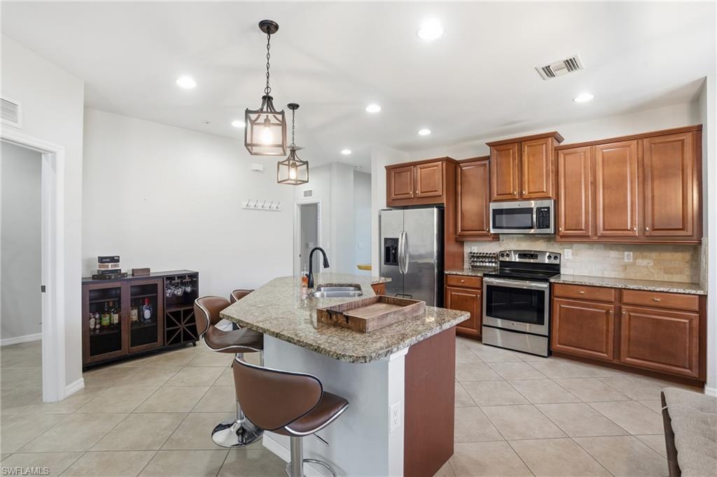 8515 Oakshade CIR 201 photo 14