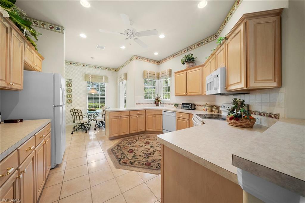 487 Preswick LN photo 13
