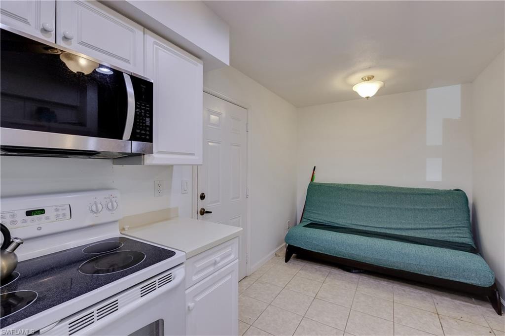 25080 Peacock LN 102 photo 16