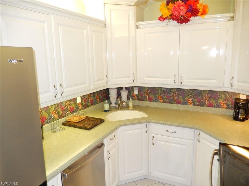 4681 Lakeside Club BLVD 4 photo 10
