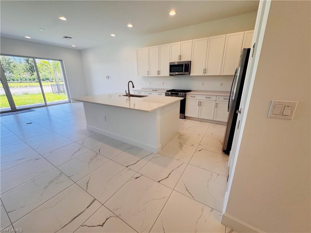 2864 Bloomfield WAY photo 8