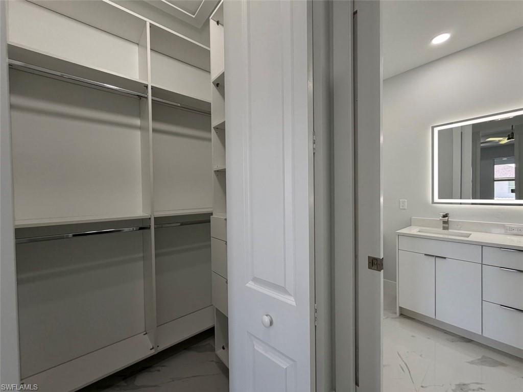 846 Runble ST E photo 12