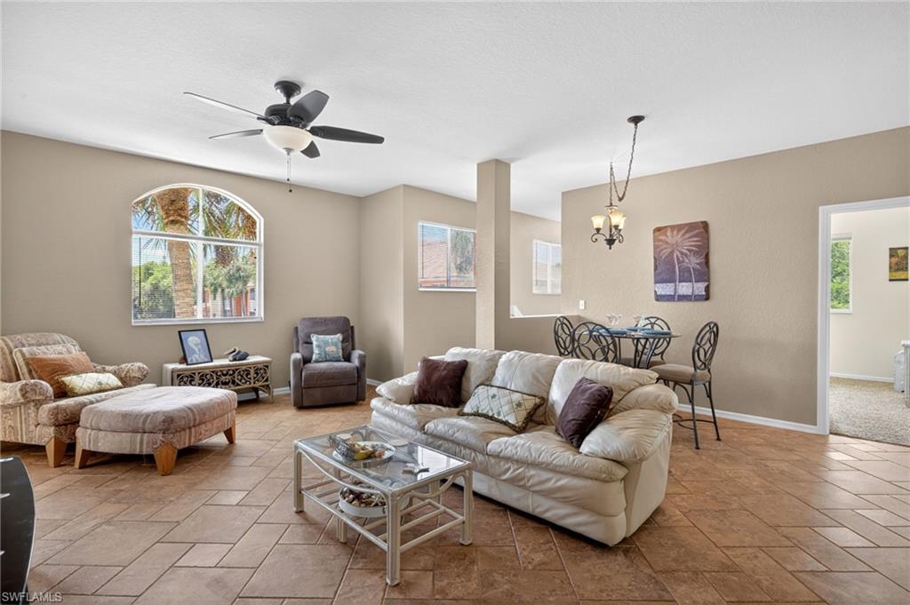 6361 Aragon WAY 202