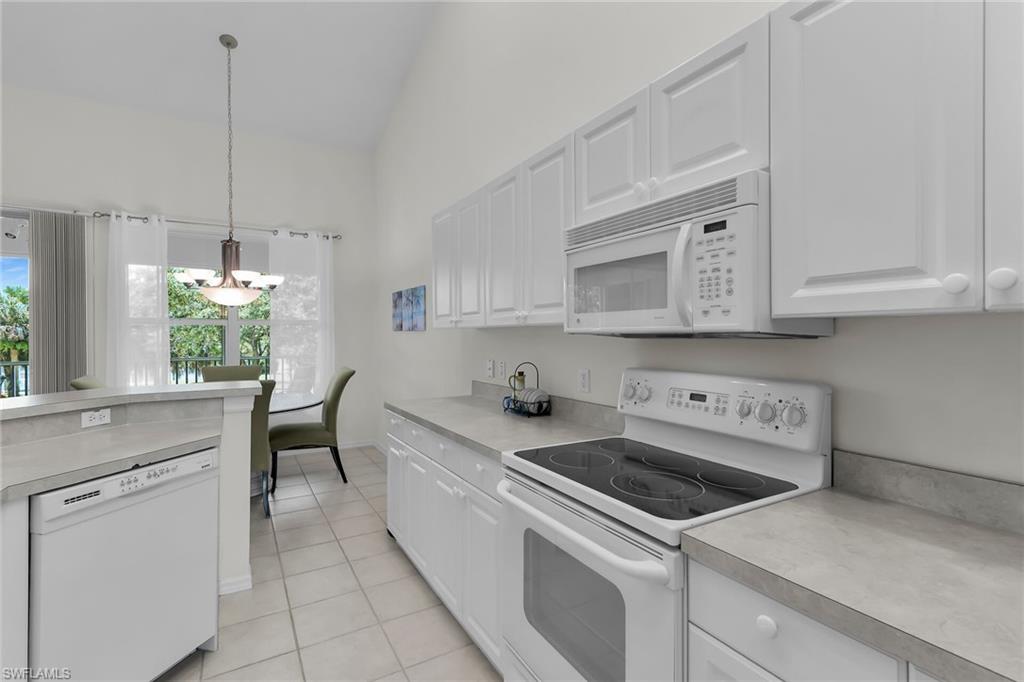 285 Cays DR 2309 photo 17