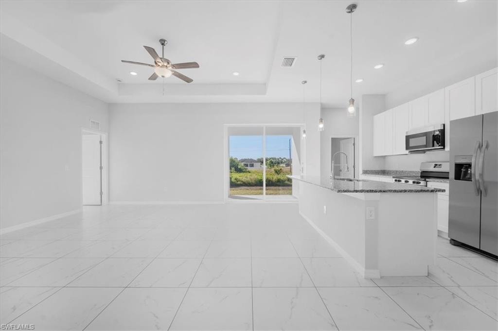 510 Kingsbury LN photo 6