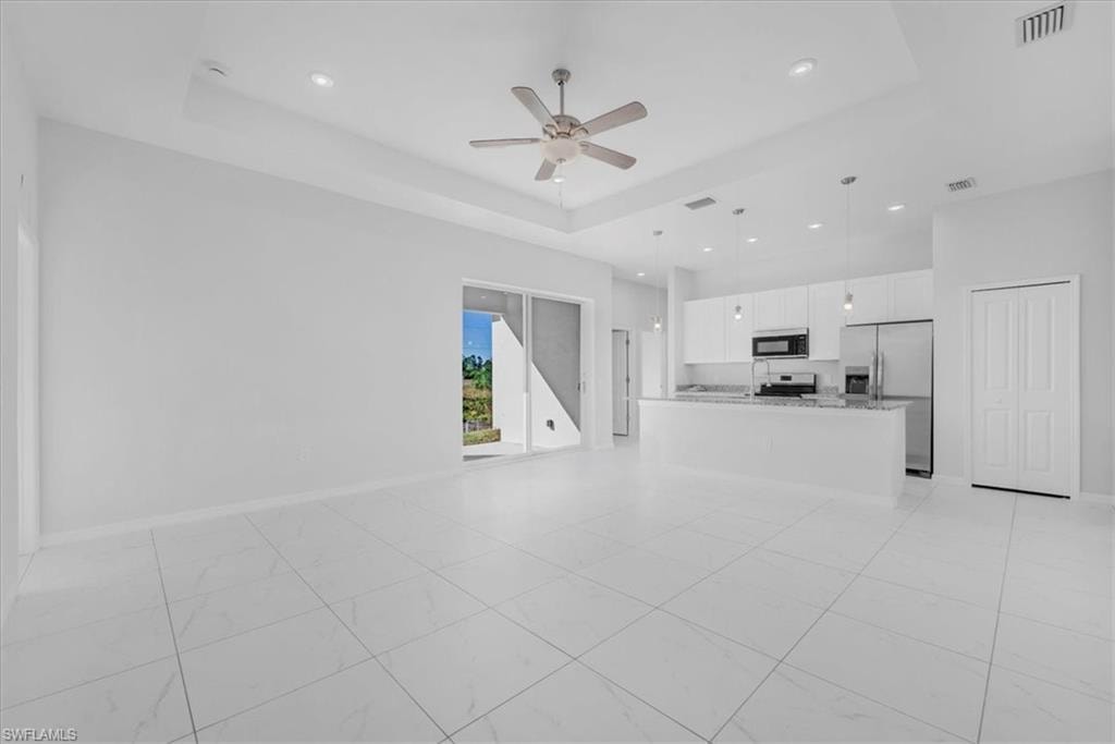 510 Kingsbury LN