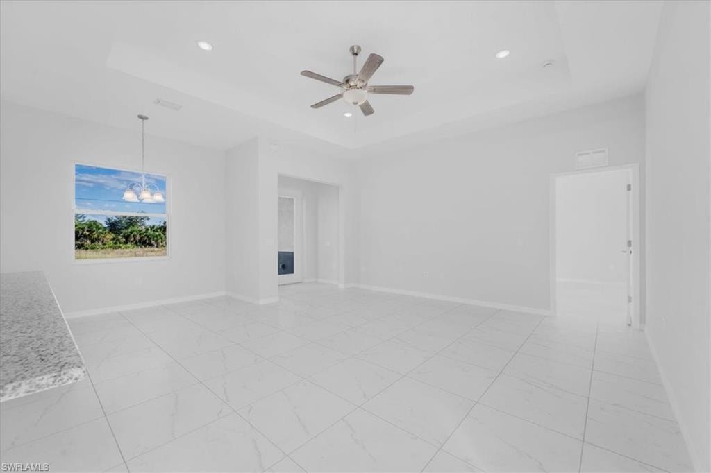 510 Kingsbury LN photo 11