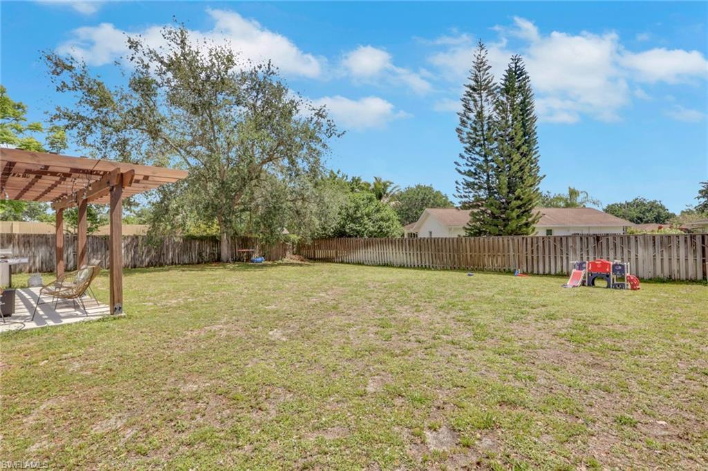 3300 Valencia DR photo 24