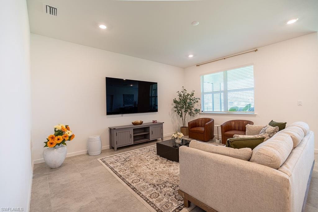 16932 Harlequin CT photo 23