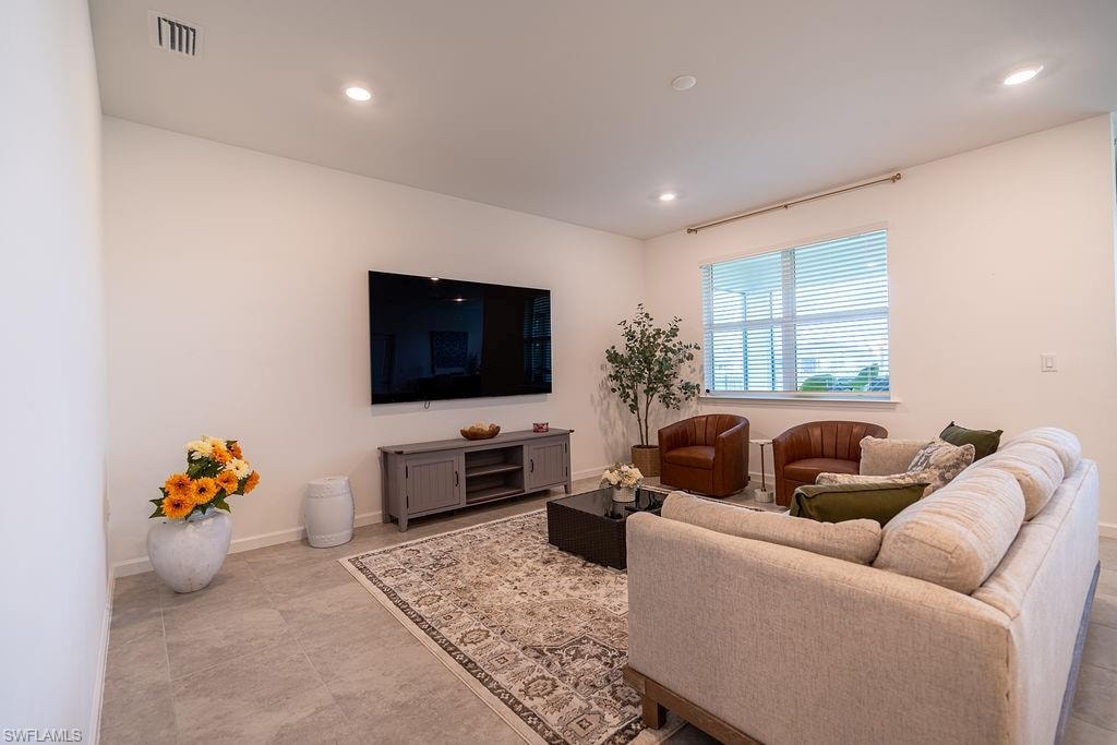 16932 Harlequin CT photo 22