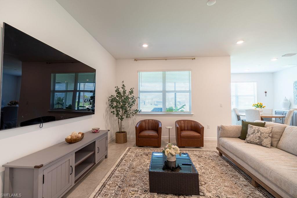 16932 Harlequin CT photo 32