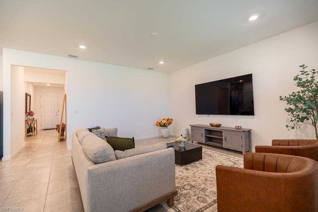 16932 Harlequin CT photo 24