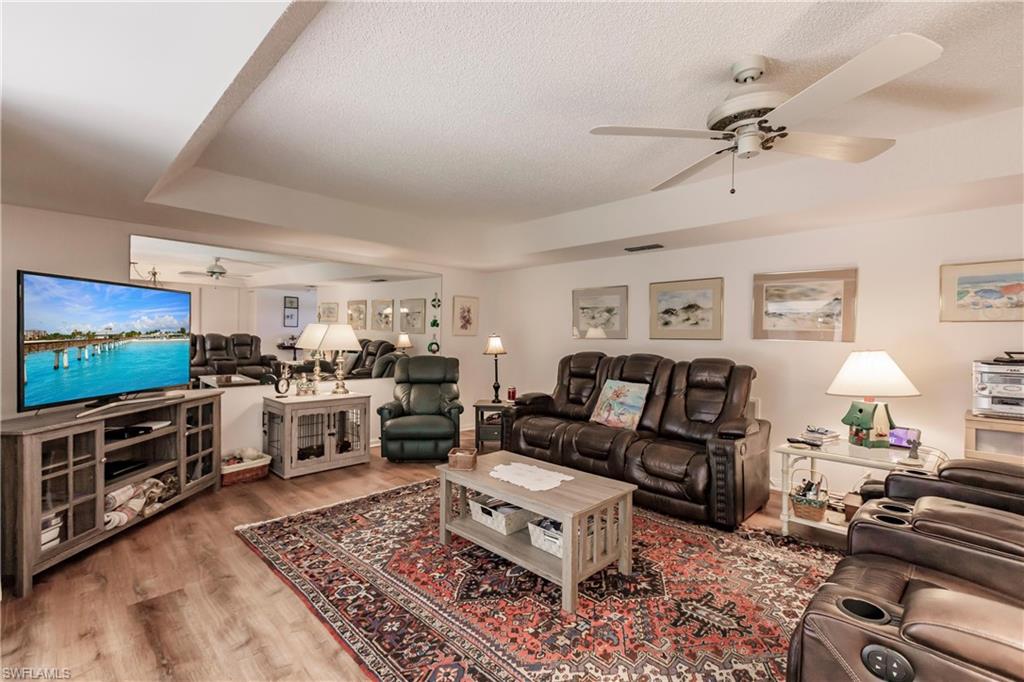 550 Teryl RD 2301 photo 8