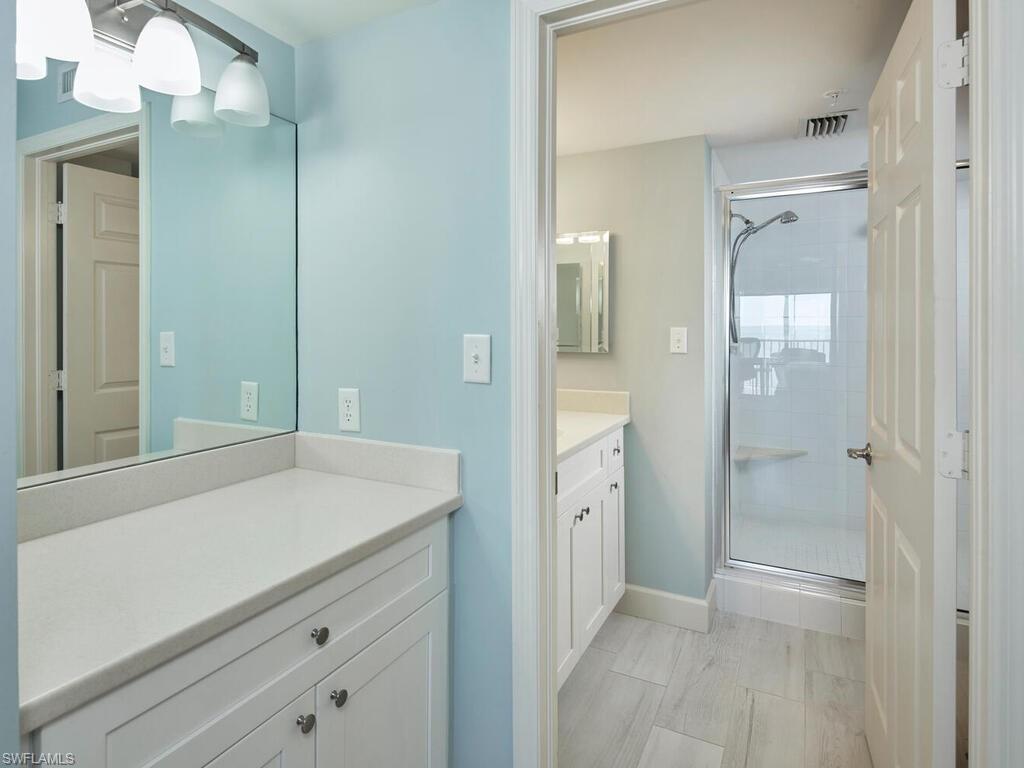 1020 Collier BLVD 607 photo 12