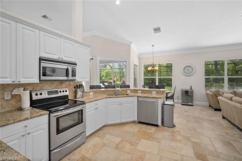 8884 Mustang Island CIR photo 13