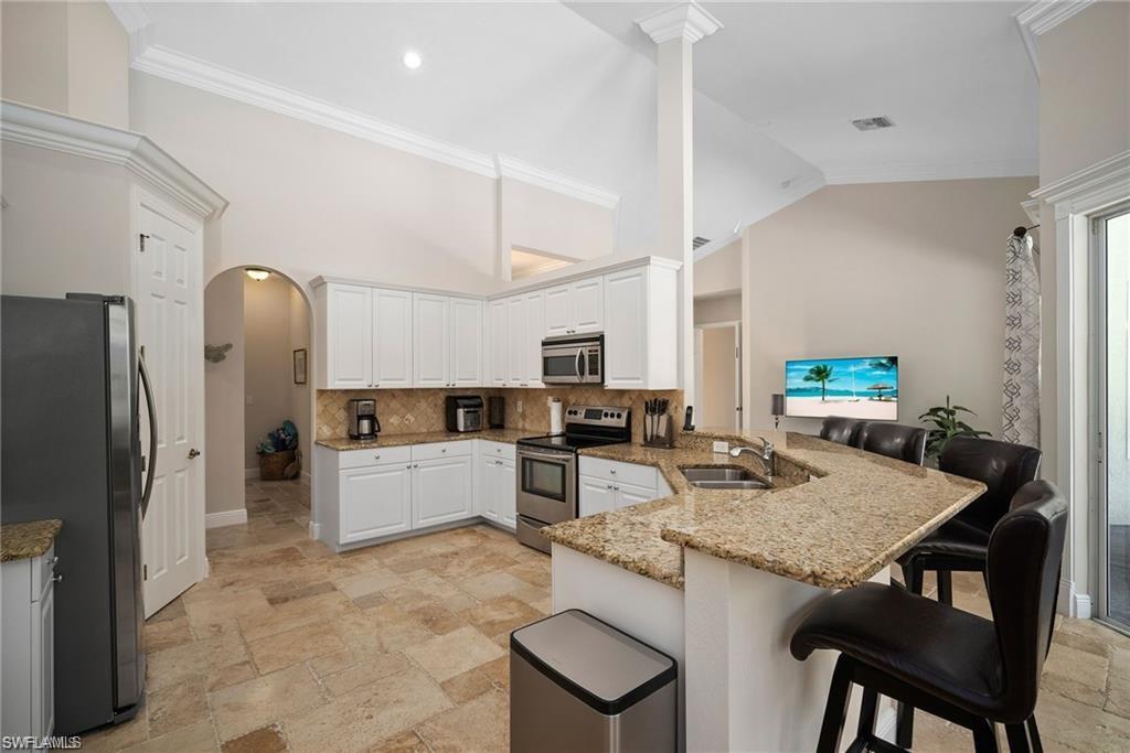 8884 Mustang Island CIR photo 12
