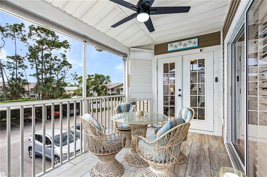 Front screened in balcony.
