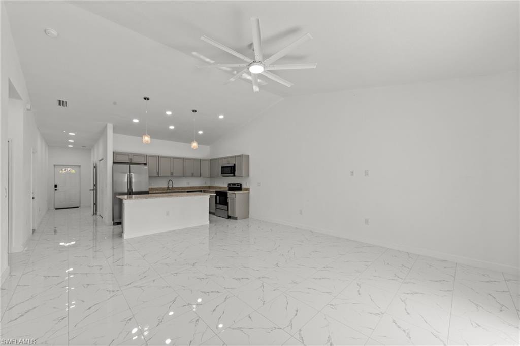 1940 Laverna AVE photo 11