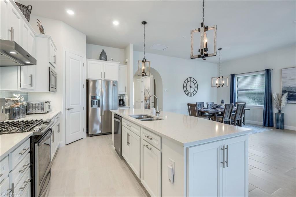 19200 Aqua Shore DR photo 6