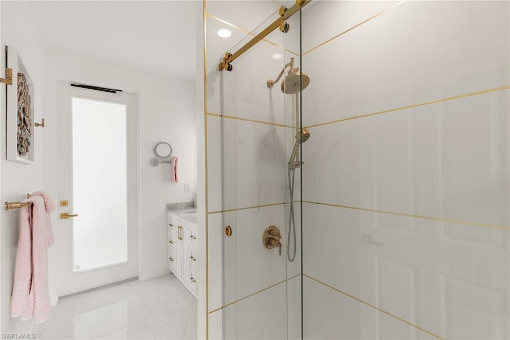 8037 Vera Cruz WAY photo 32
