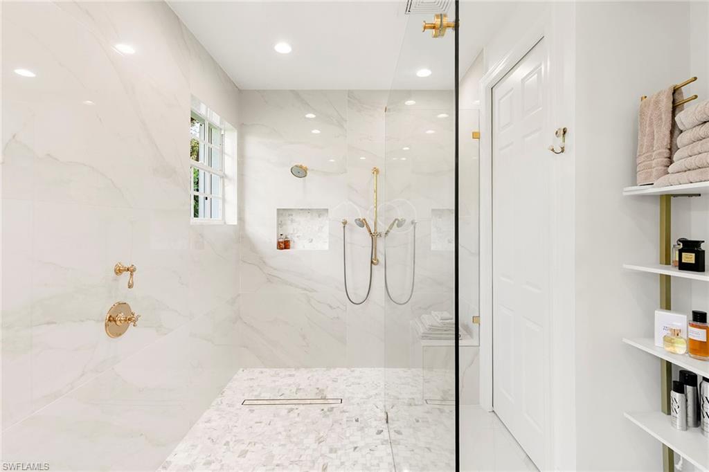 8037 Vera Cruz WAY photo 25