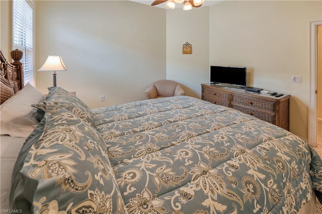 Bedroom with a ceiling fan