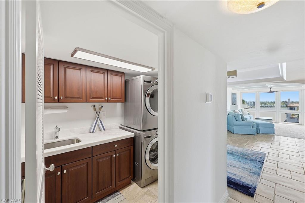 4031 Gulf Shore BLVD N 55 photo 32