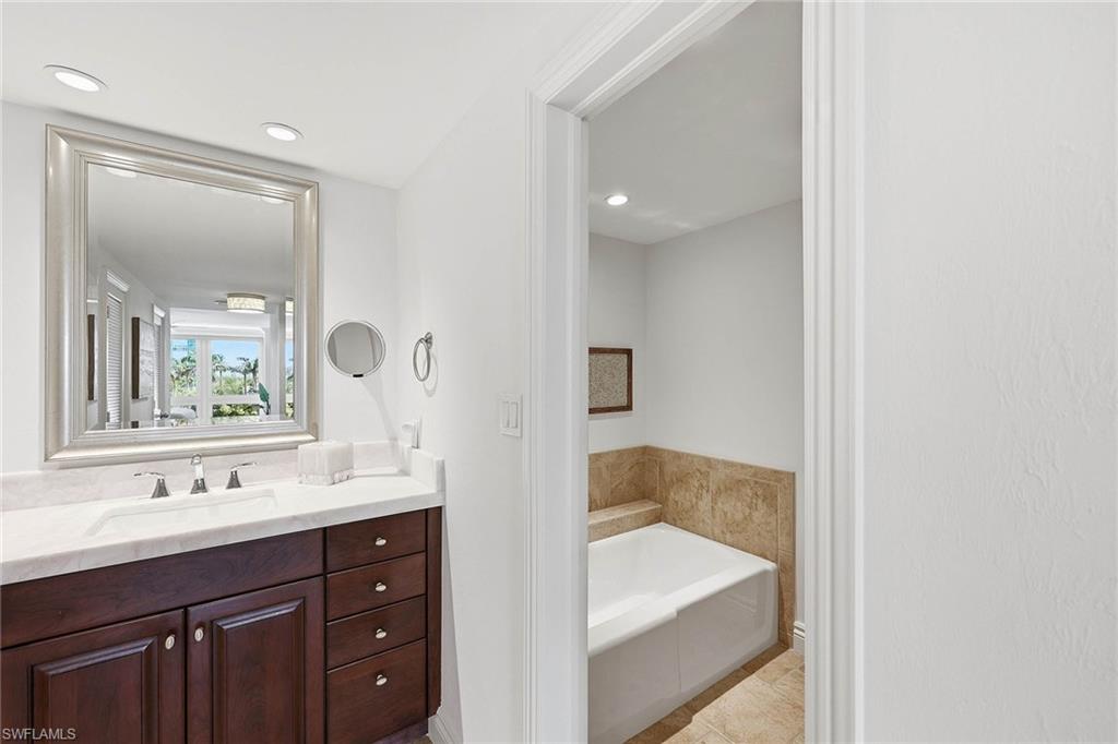 4031 Gulf Shore BLVD N 55 photo 28
