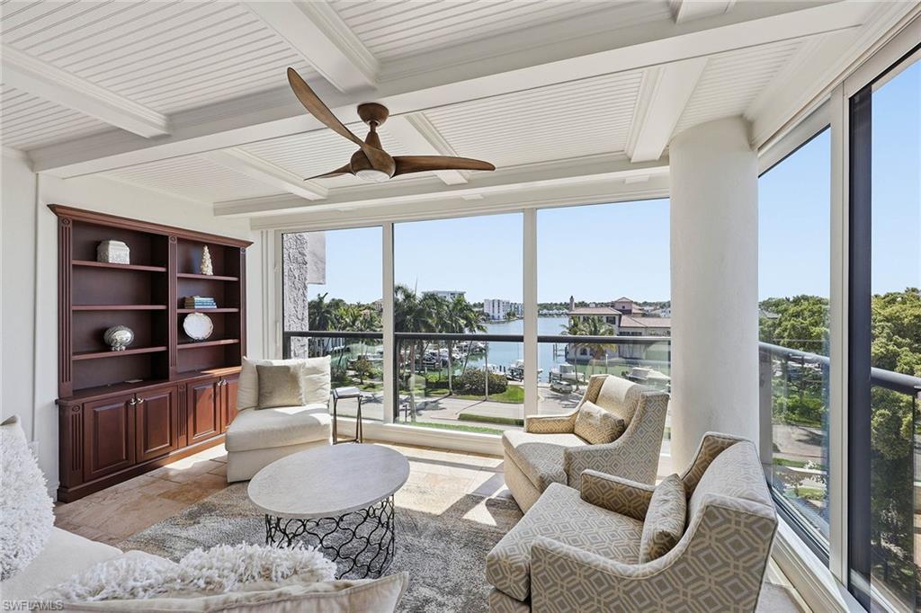 4031 Gulf Shore BLVD N 55 photo 14