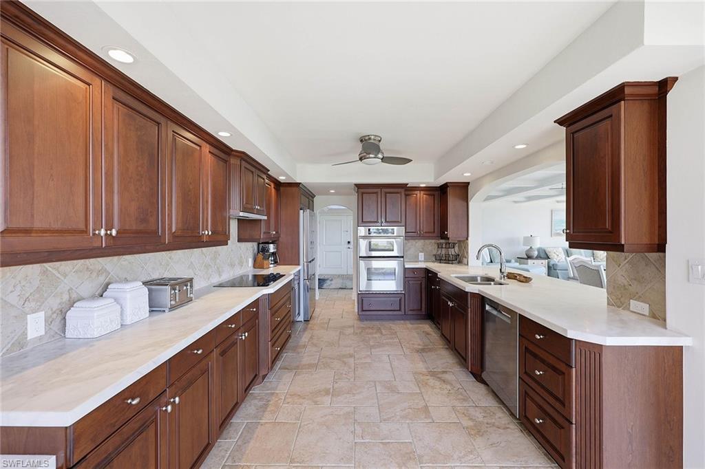 4031 Gulf Shore BLVD N 55 photo 21