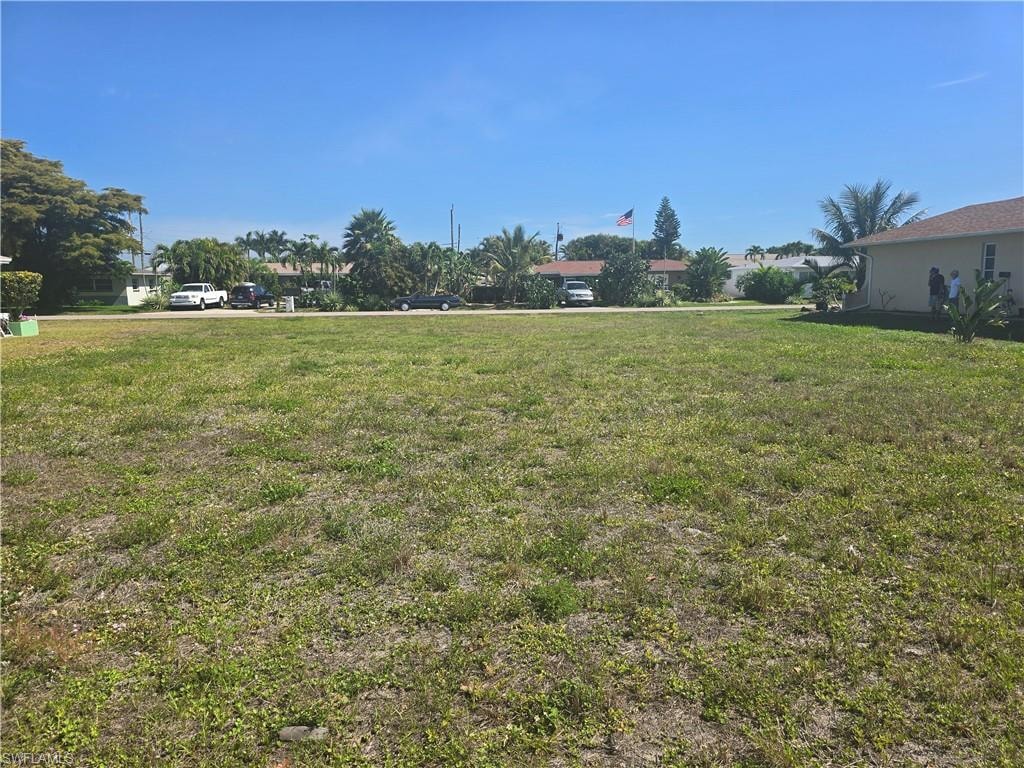 218 SE 47th ST