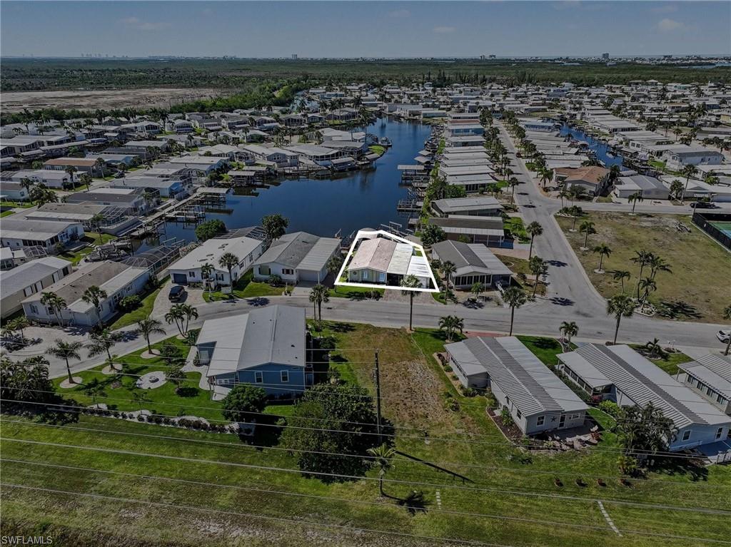 11111 Bayside LN photo 32