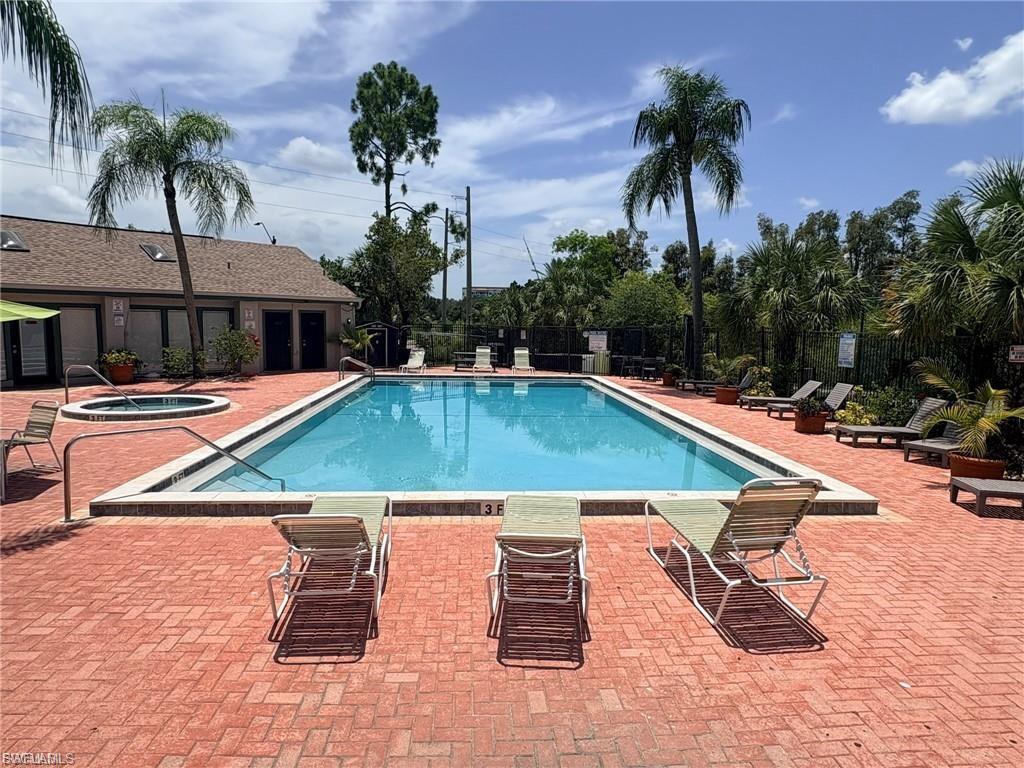 2855 Winkler AVE 111