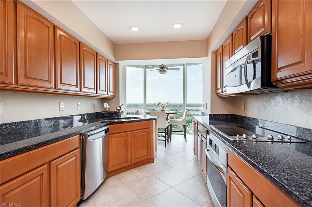 4255 Gulf Shore BLVD N 1403