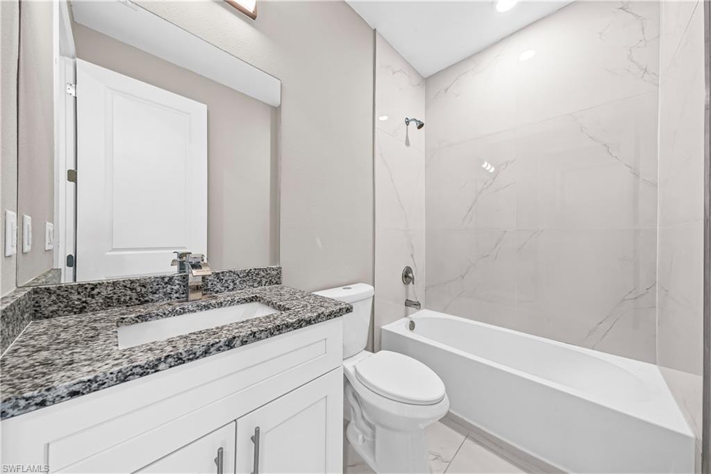 1032 Milwaukee BLVD photo 17