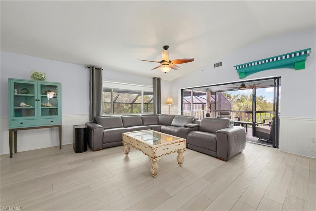 589 Rabbit RD photo 15
