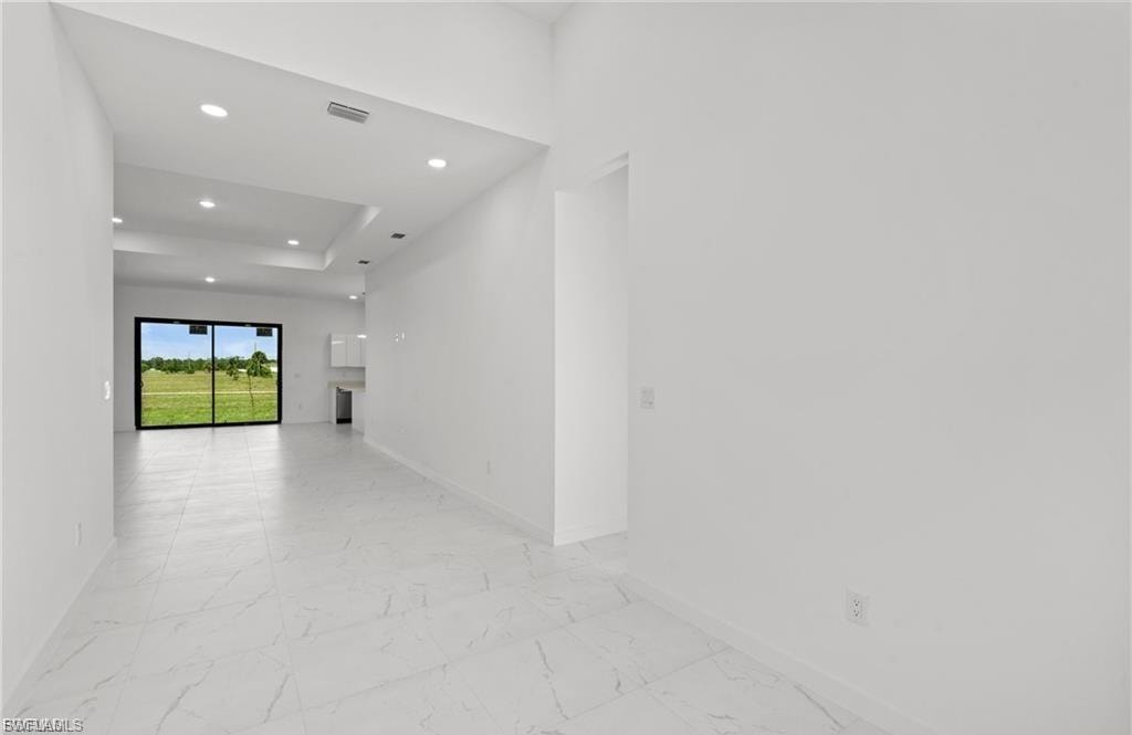3927 NW 40th TER