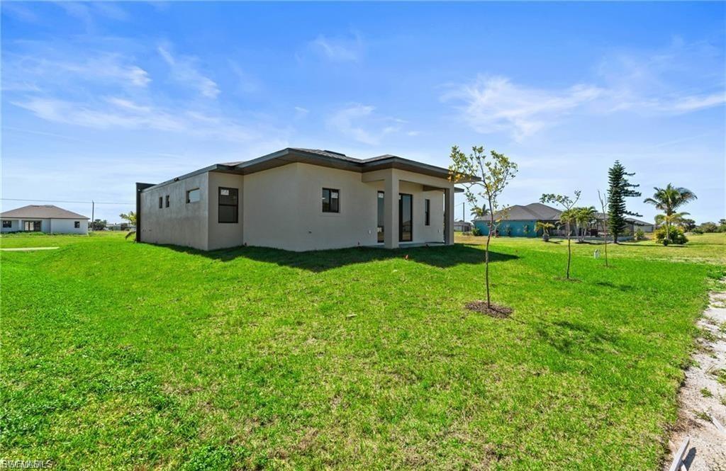 3927 NW 40th TER photo 29