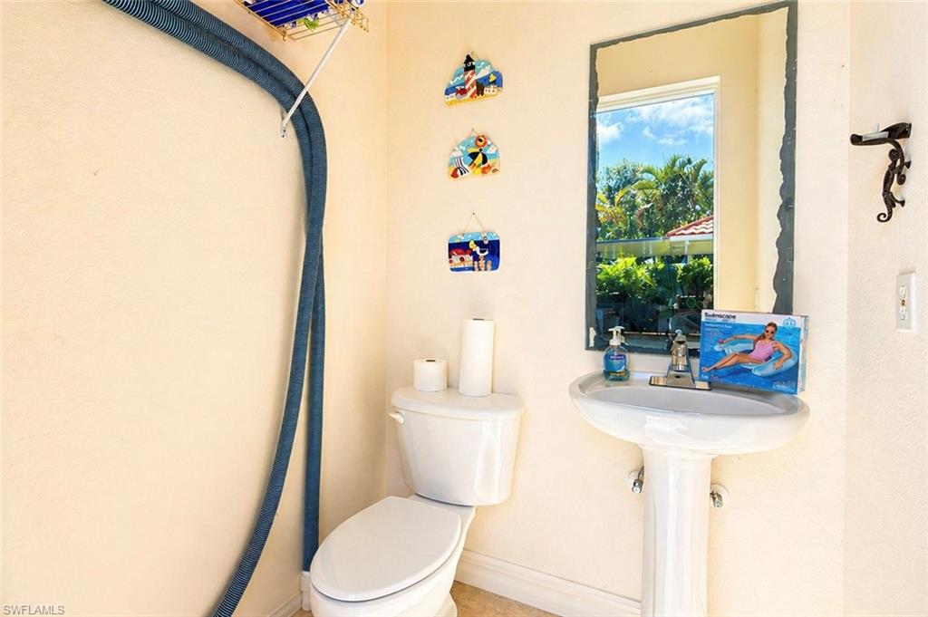 8723 S Lake CIR photo 23